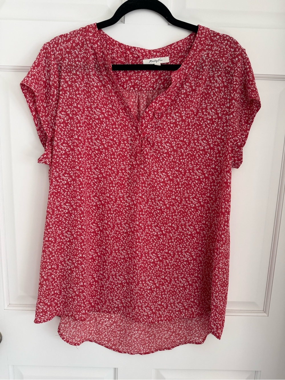 Beautiful white and red patterned short sleeve blouse
